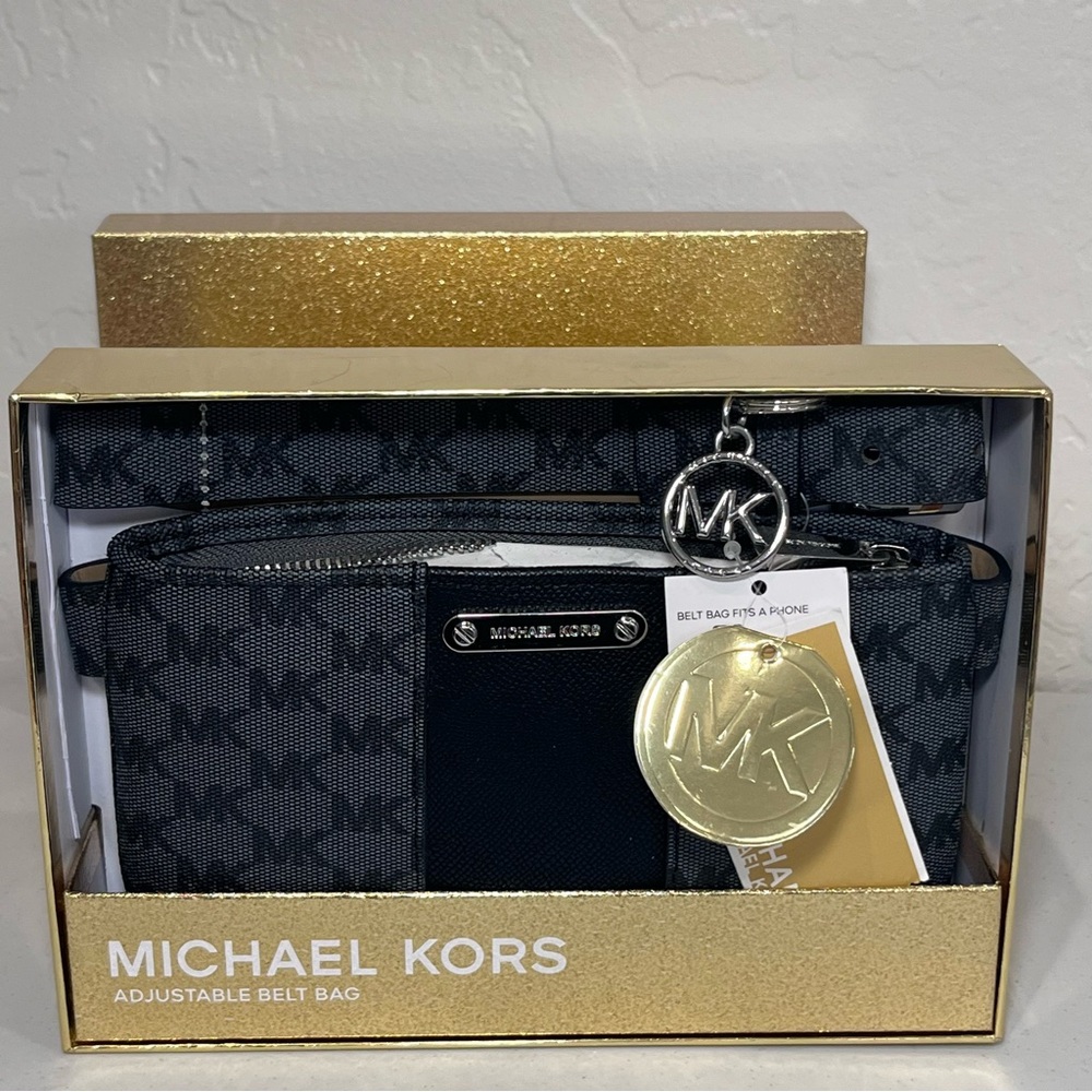 NWT Michael Kors Adjustable Belt Bag